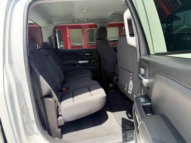 Chevrolet Silverado 1500 4WD Crew Cab 143.5" LT w/1LT 2018