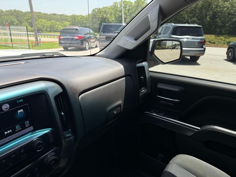 Chevrolet Silverado 1500 4WD Crew Cab 143.5" LT w/1LT 2018