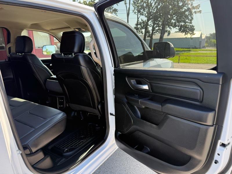 RAM 1500 Tradesman 4x4 Crew Cab 5'7" Box 2020