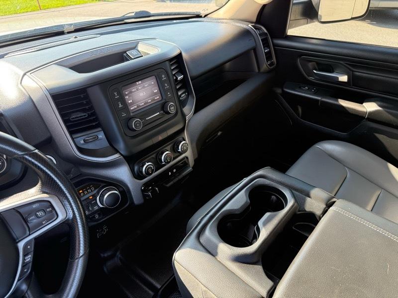 RAM 1500 Tradesman 4x4 Crew Cab 5'7" Box 2020