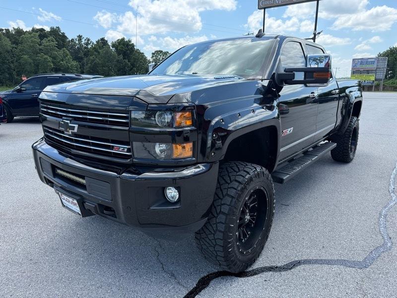 Chevrolet Silverado 3500HD 4WD Crew Cab 153.7" LTZ 2015