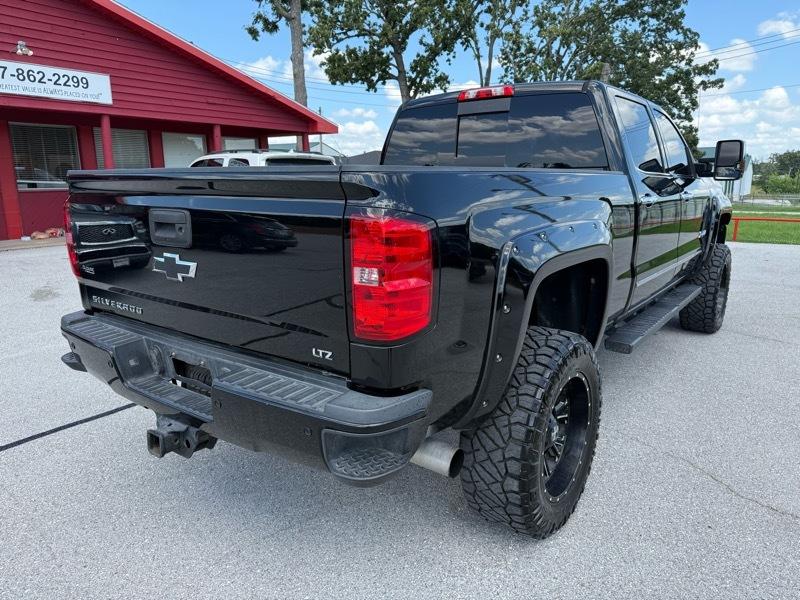 Chevrolet Silverado 3500HD 4WD Crew Cab 153.7" LTZ 2015