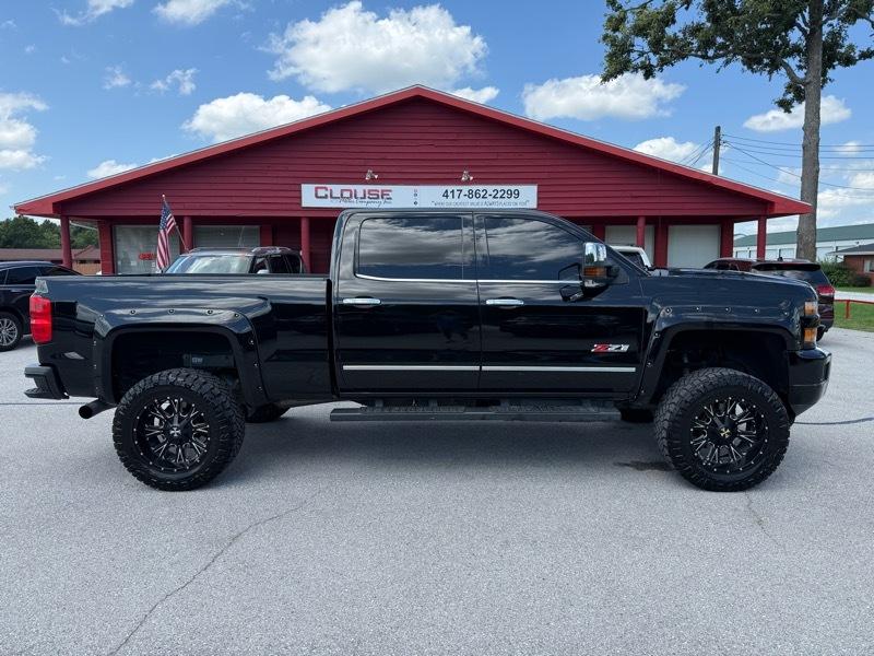 Chevrolet Silverado 3500HD 4WD Crew Cab 153.7" LTZ 2015