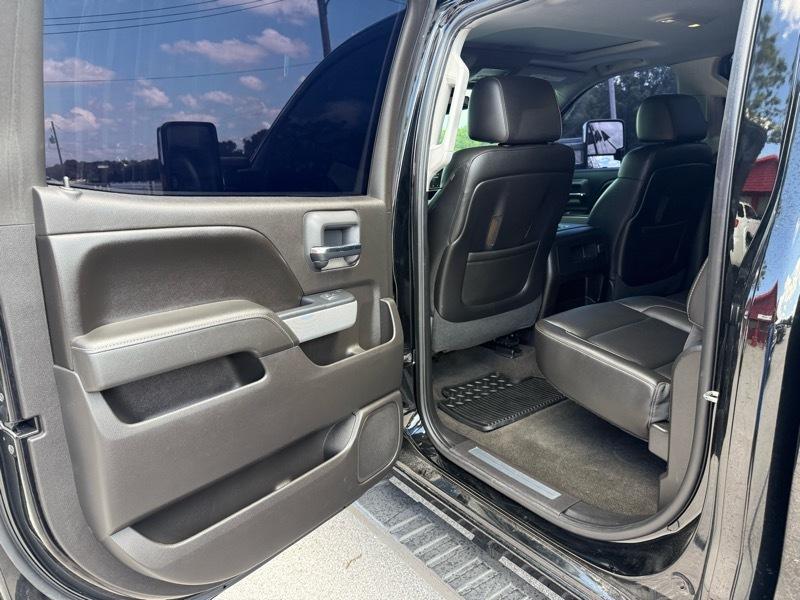 Chevrolet Silverado 3500HD 4WD Crew Cab 153.7" LTZ 2015