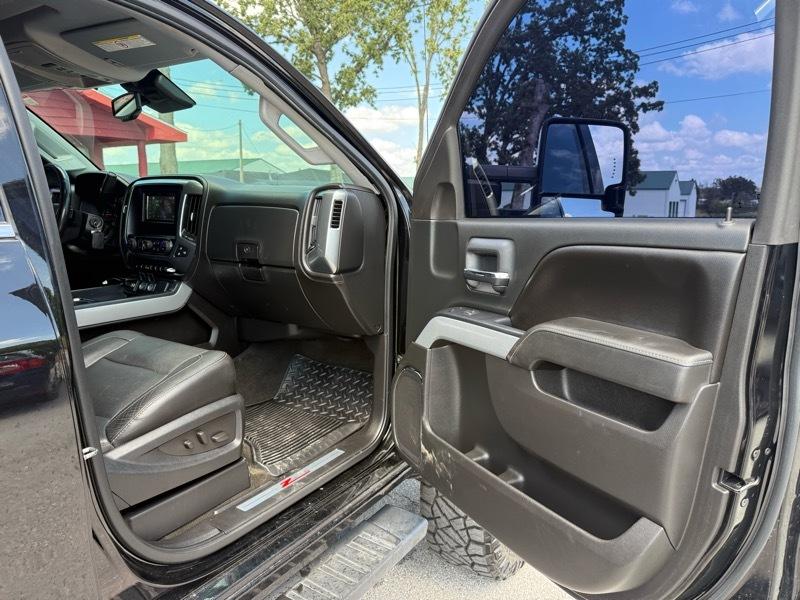 Chevrolet Silverado 3500HD 4WD Crew Cab 153.7" LTZ 2015