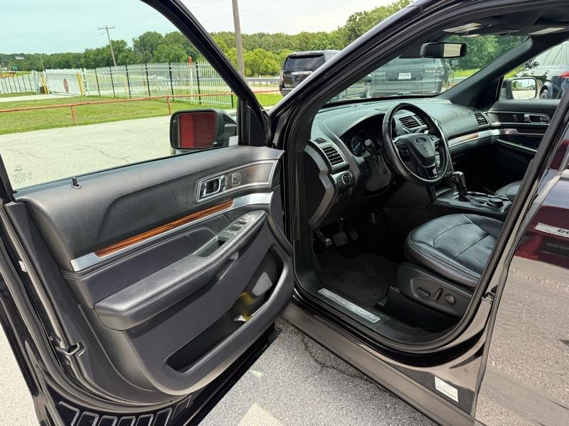 Ford Explorer Limited 4WD 2019