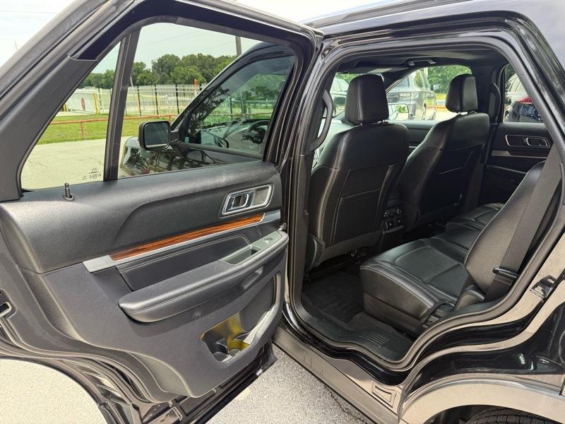 Ford Explorer Limited 4WD 2019