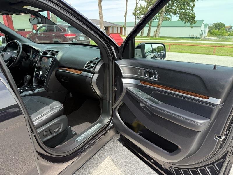 Ford Explorer Limited 4WD 2019