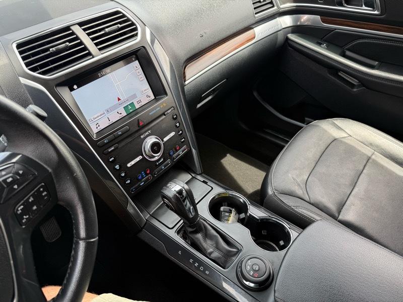 Ford Explorer Limited 4WD 2019
