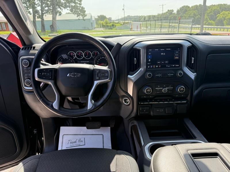 Chevrolet Silverado 1500 4WD Crew Cab 147" RST 2021