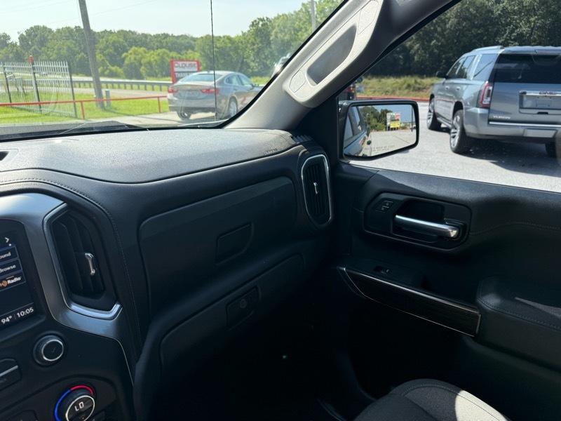 Chevrolet Silverado 1500 4WD Crew Cab 147" RST 2021