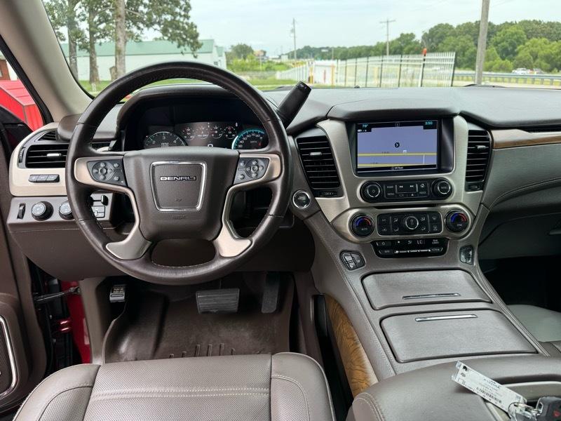 GMC Yukon XL 4WD 4dr Denali 2020