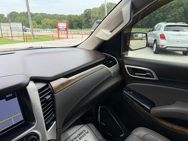 GMC Yukon XL 4WD 4dr Denali 2020