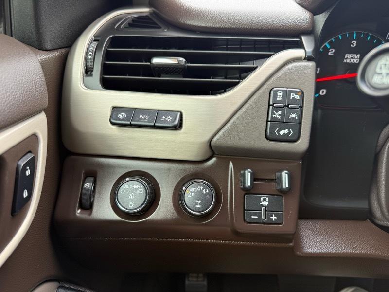 GMC Yukon XL 4WD 4dr Denali 2020