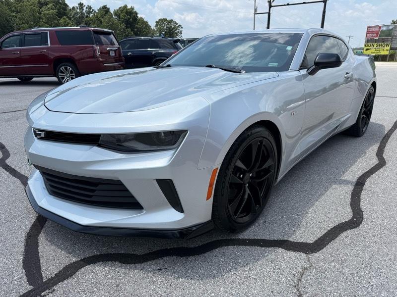 Chevrolet Camaro 2dr Cpe 2LT 2018