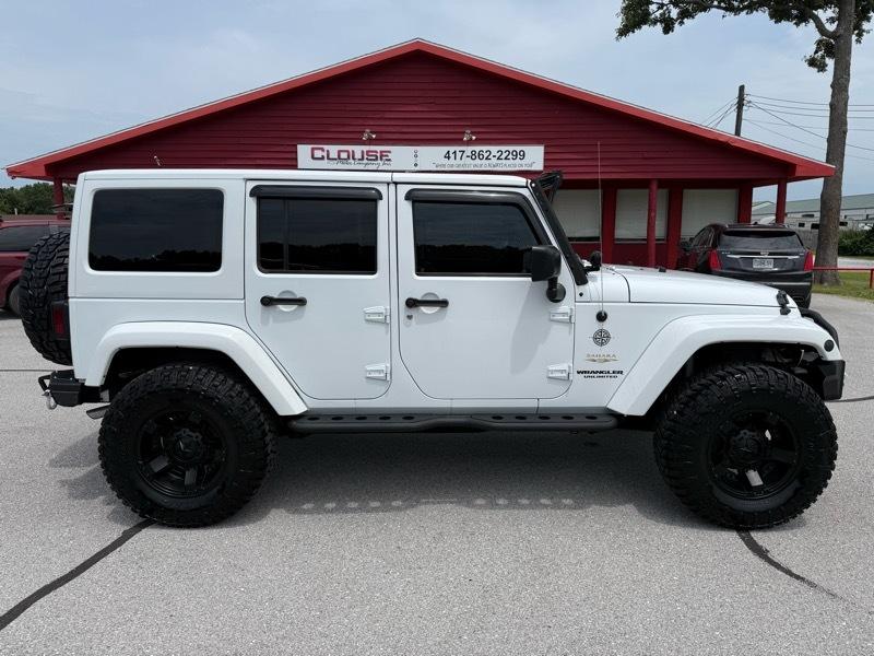 Jeep Wrangler Unlimited 4WD 4dr Sahara 2015