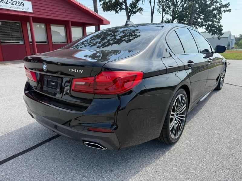 BMW 5 Series 540i Sedan 2020