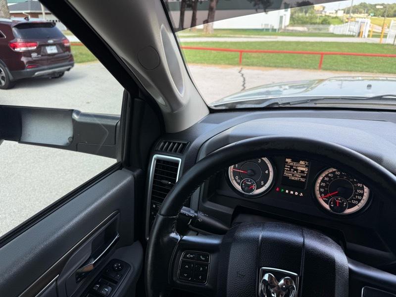 RAM 2500 Lone Star 4x4 Crew Cab 6'4" Box 2017