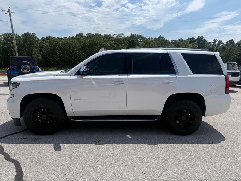 Chevrolet Tahoe 4WD 4dr Premier 2017