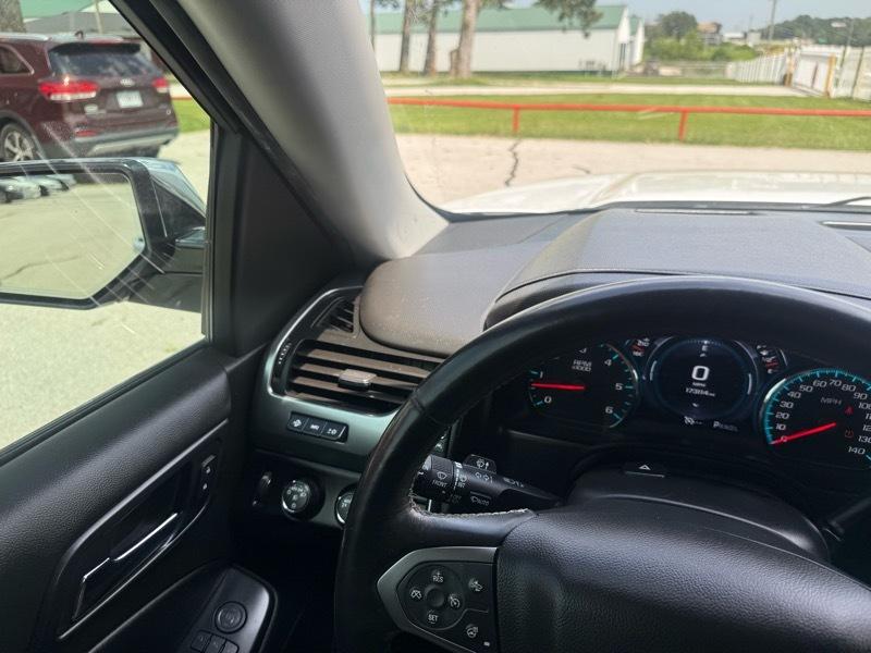 Chevrolet Tahoe 4WD 4dr Premier 2017
