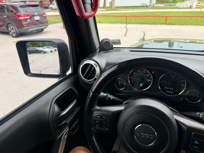 Jeep Wrangler Unlimited 4WD 4dr Rubicon 2014
