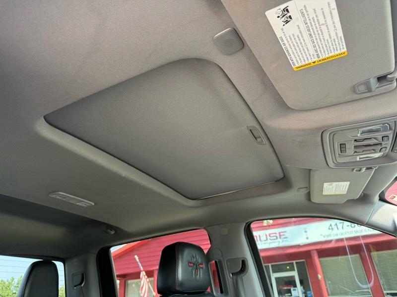 Chevrolet Silverado 1500 4WD Crew Cab 147" RST 2020