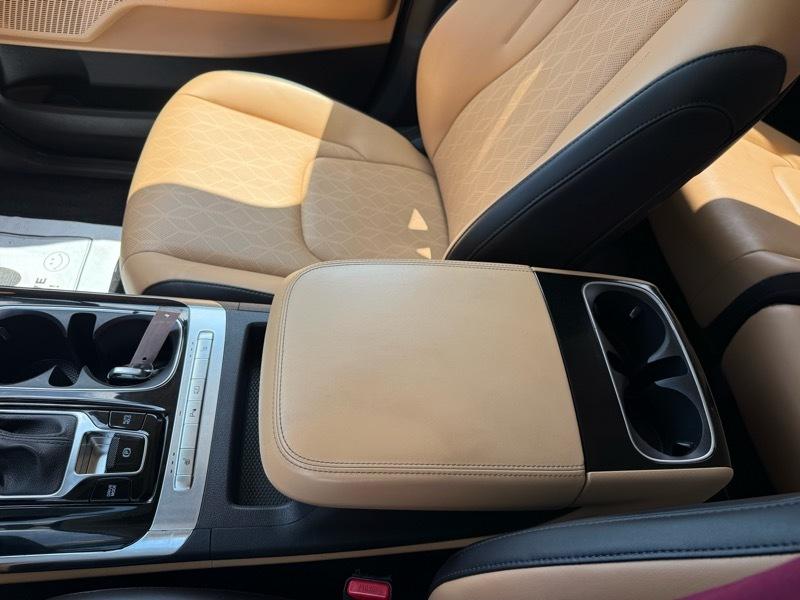 Kia Carnival EX FWD 2022
