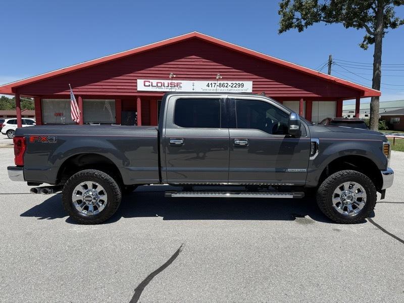 Ford Super Duty F-350 SRW Lariat 4WD Crew Cab 6.75' Box 2019