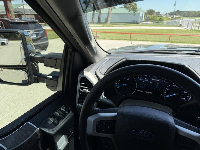 Ford Super Duty F-350 SRW Lariat 4WD Crew Cab 6.75' Box 2019