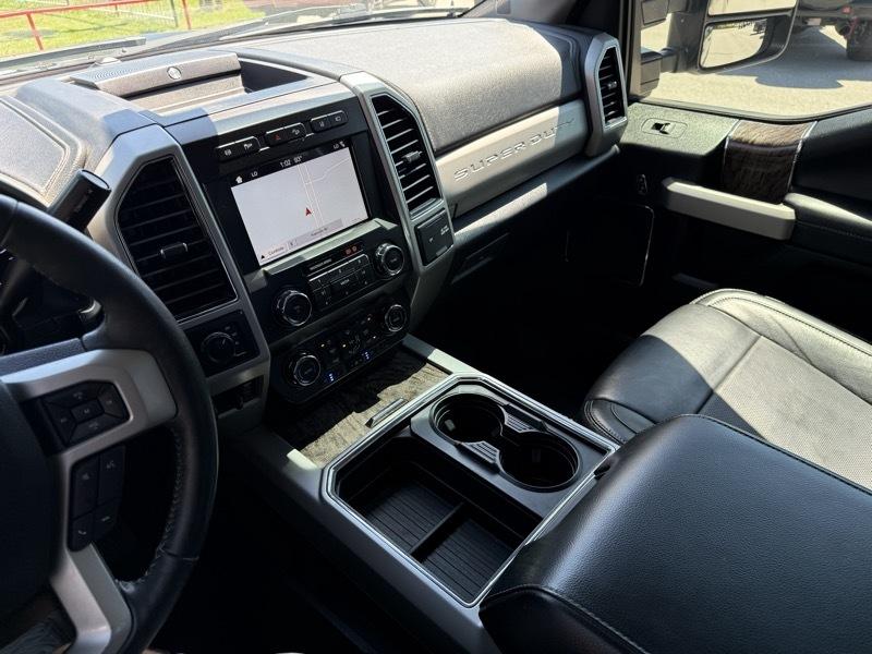 Ford Super Duty F-350 SRW Lariat 4WD Crew Cab 6.75' Box 2019
