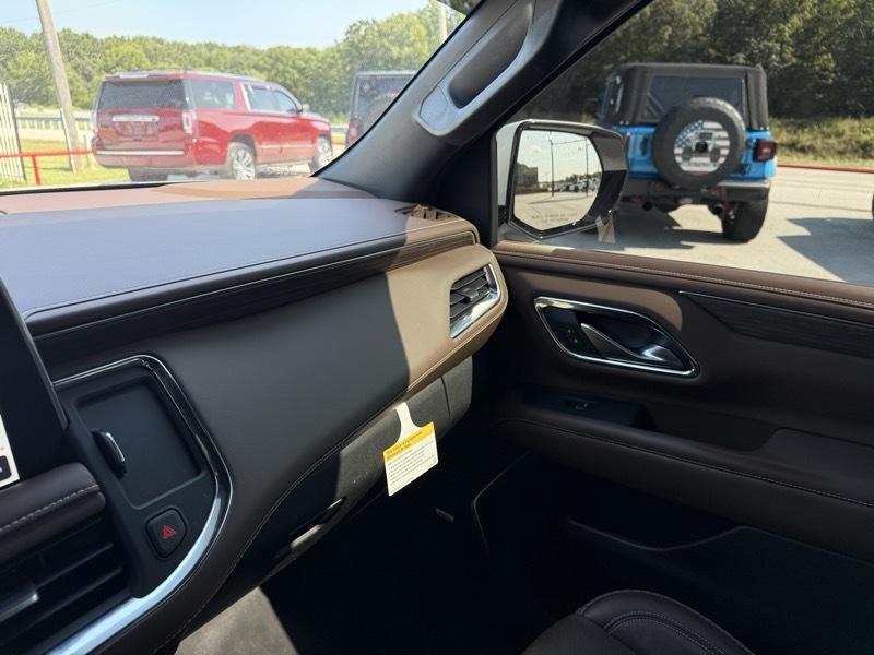 Chevrolet Tahoe 4WD 4dr High Country 2022