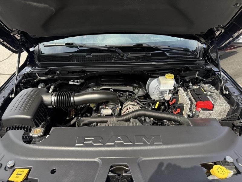 RAM 1500 Longhorn 4x4 Crew Cab 5'7" Box 2019