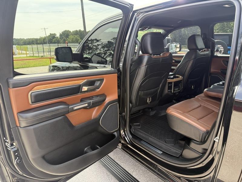 RAM 1500 Longhorn 4x4 Crew Cab 5'7" Box 2019