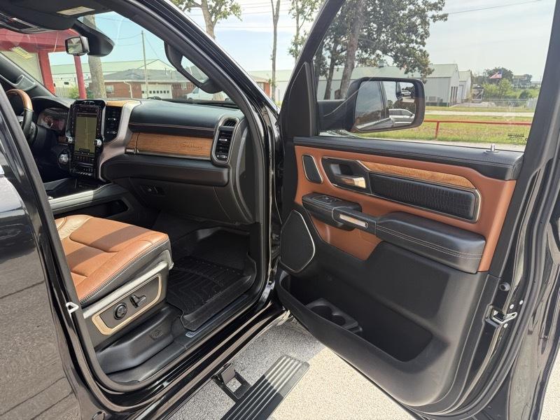 RAM 1500 Longhorn 4x4 Crew Cab 5'7" Box 2019