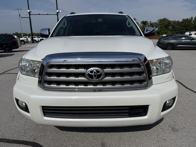 Toyota Sequoia 4WD 5.7L FFV Platinum (Natl) 2016