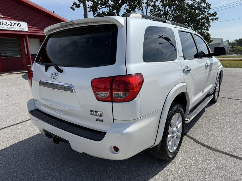 Toyota Sequoia 4WD 5.7L FFV Platinum (Natl) 2016