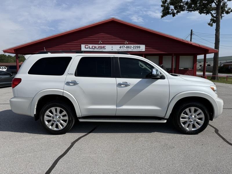 Toyota Sequoia 4WD 5.7L FFV Platinum (Natl) 2016
