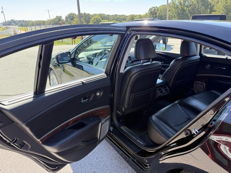 Acura RLX 4dr Sdn Hybrid Advance Pkg 2016