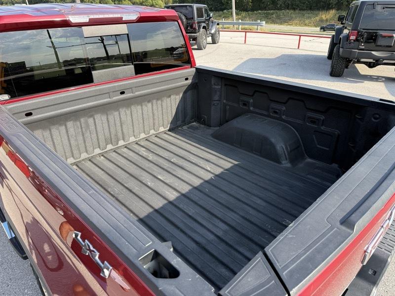 GMC Sierra 1500 4WD Crew Cab 147" SLT 2020