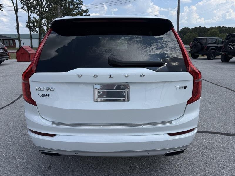 Volvo XC90 T5 AWD Momentum 7 Passenger 2020