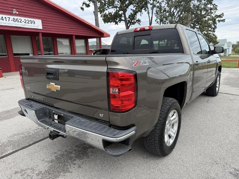 Chevrolet Silverado 1500 4WD Crew Cab 143.5" LT w/2LT 2015