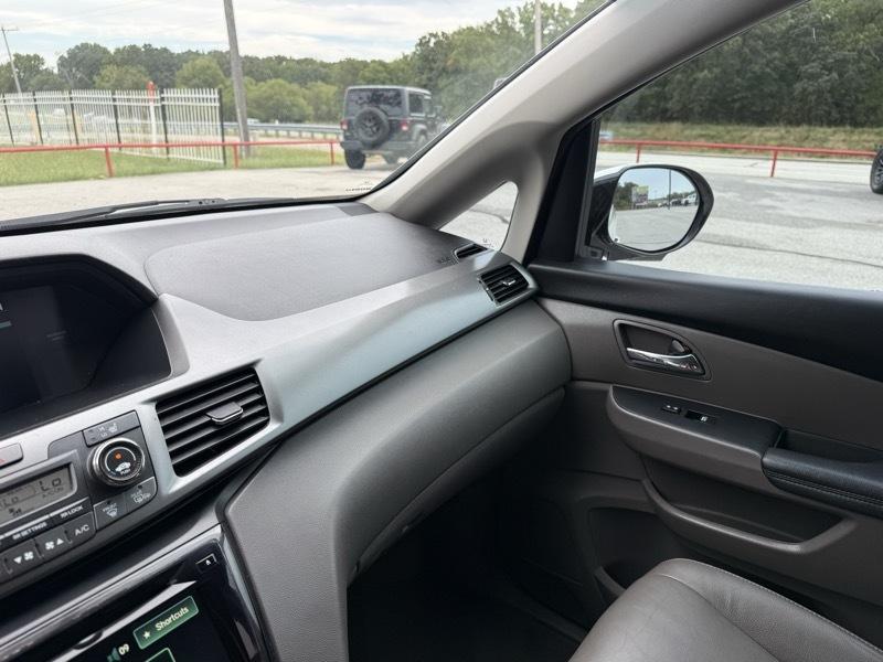 Honda Odyssey Touring Auto 2017