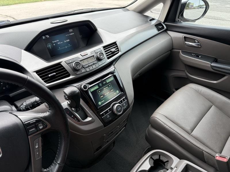 Honda Odyssey Touring Auto 2017