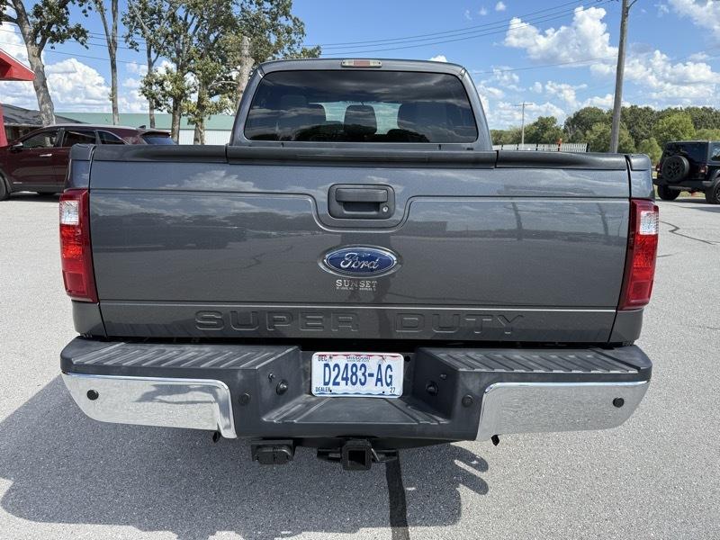 Ford Super Duty F-350 SRW 4WD Crew Cab 156" XLT 2015