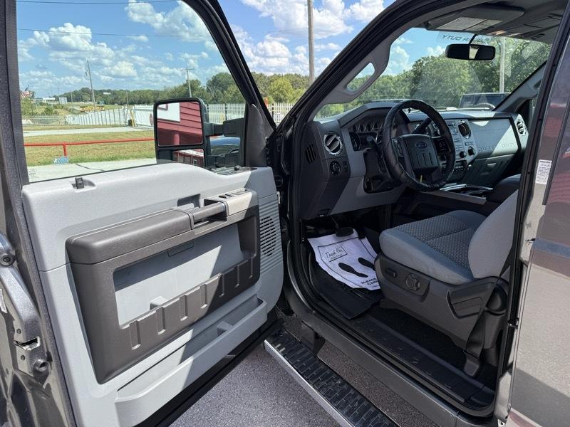 Ford Super Duty F-350 SRW 4WD Crew Cab 156" XLT 2015