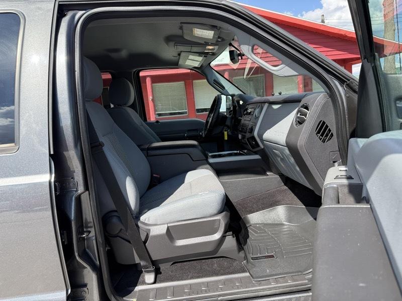 Ford Super Duty F-350 SRW 4WD Crew Cab 156" XLT 2015