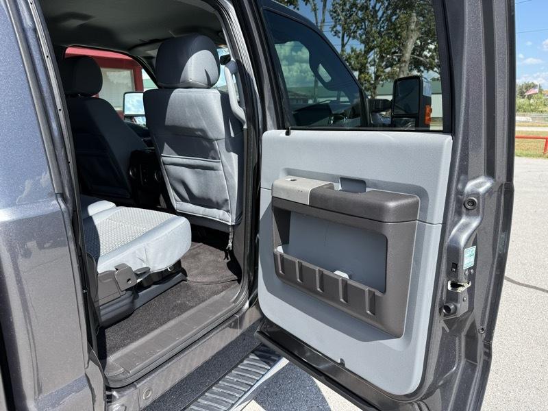 Ford Super Duty F-350 SRW 4WD Crew Cab 156" XLT 2015