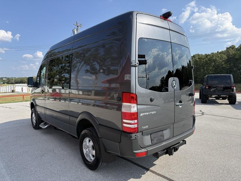 Mercedes-Benz Sprinter Van 2500 High Roof V6 144" 4WD 2017