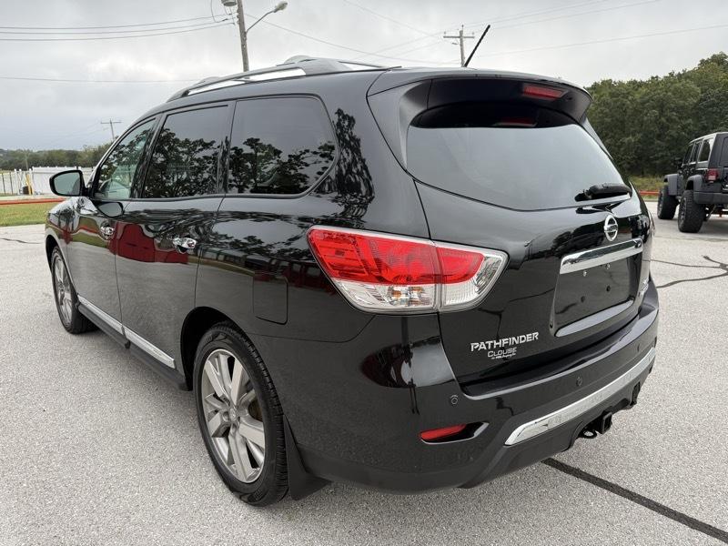 Nissan Pathfinder 4WD 4dr Platinum 2016