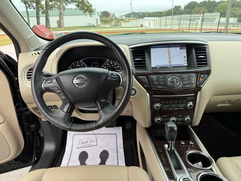 Nissan Pathfinder 4WD 4dr Platinum 2016